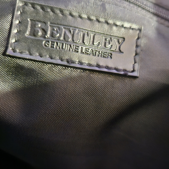 BENTLEY Large Black Leather tote bag - Picture 12 of 15